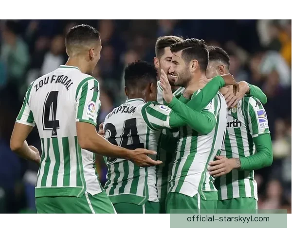 三三鏖战比尼亚斯拜利对飙破门